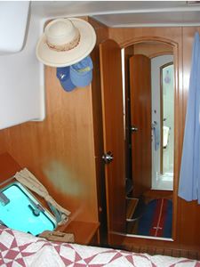 Owners' Cabin Looking Forward